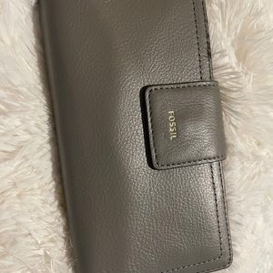 Fossil wallet